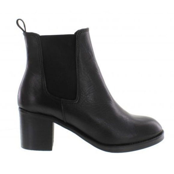 Sole Society Shoes - Sole Society Leather Stacked Heel Chelsea Boots Black Size 6